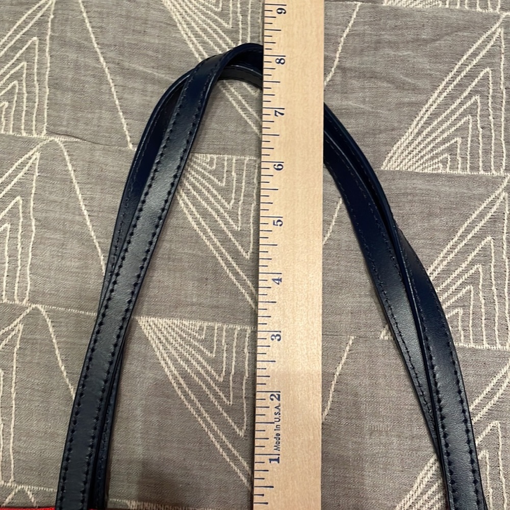 Kate Spade tote. Never used! - Picture 6 of 11